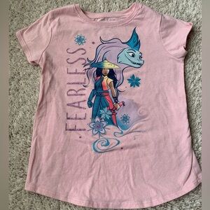 🎇🎆3for$9 Disney Raya and the last dragon shirt- size 6- light pink